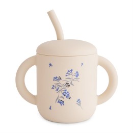 Tasse avec paille