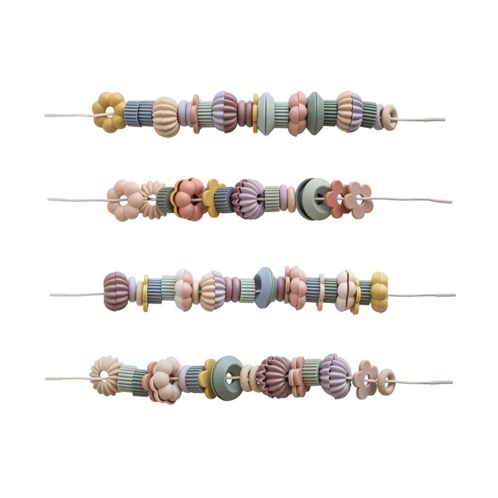 Jeu de laçage de perles