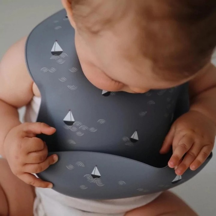Bavoir en silicone