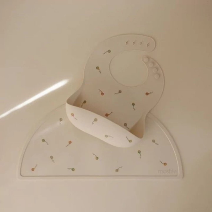 Bavoir en silicone