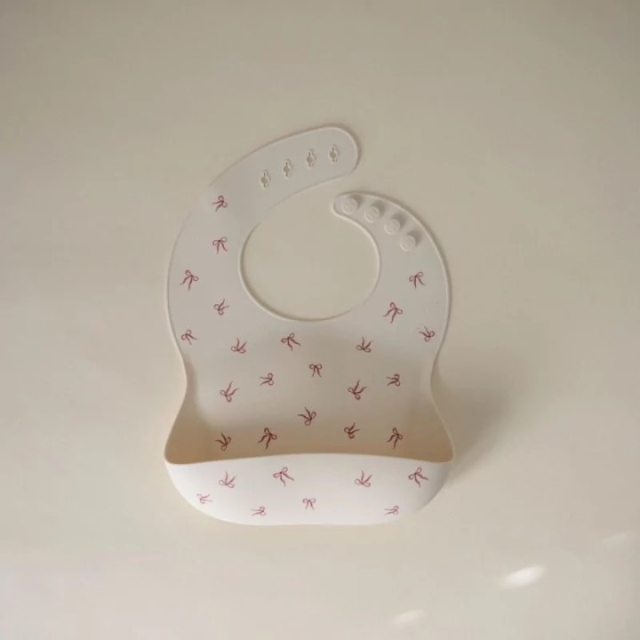 Bavoir en silicone