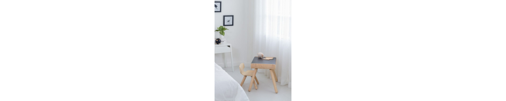 Child's bedroom furniture